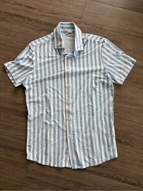 Men's Short-Sleeve Blue & White Striped Button-Down Shirt